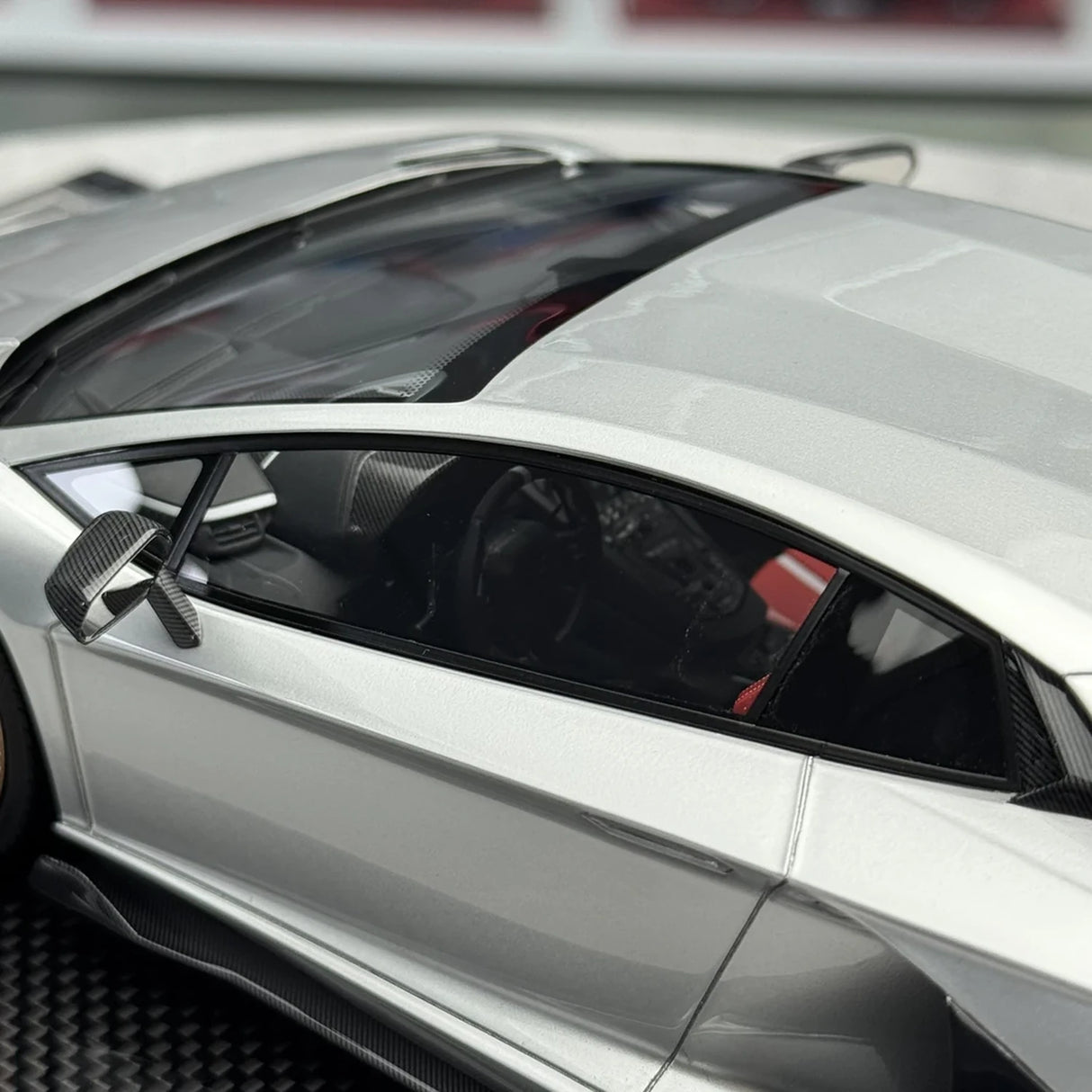Dino Model Lamborghini 2018 Aventador SVJ كوبيه سيلفر 1:18 – راتنج موديل قابل للجمع