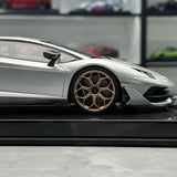 Dino Model Lamborghini 2018 Aventador SVJ كوبيه سيلفر 1:18 – راتنج موديل قابل للجمع