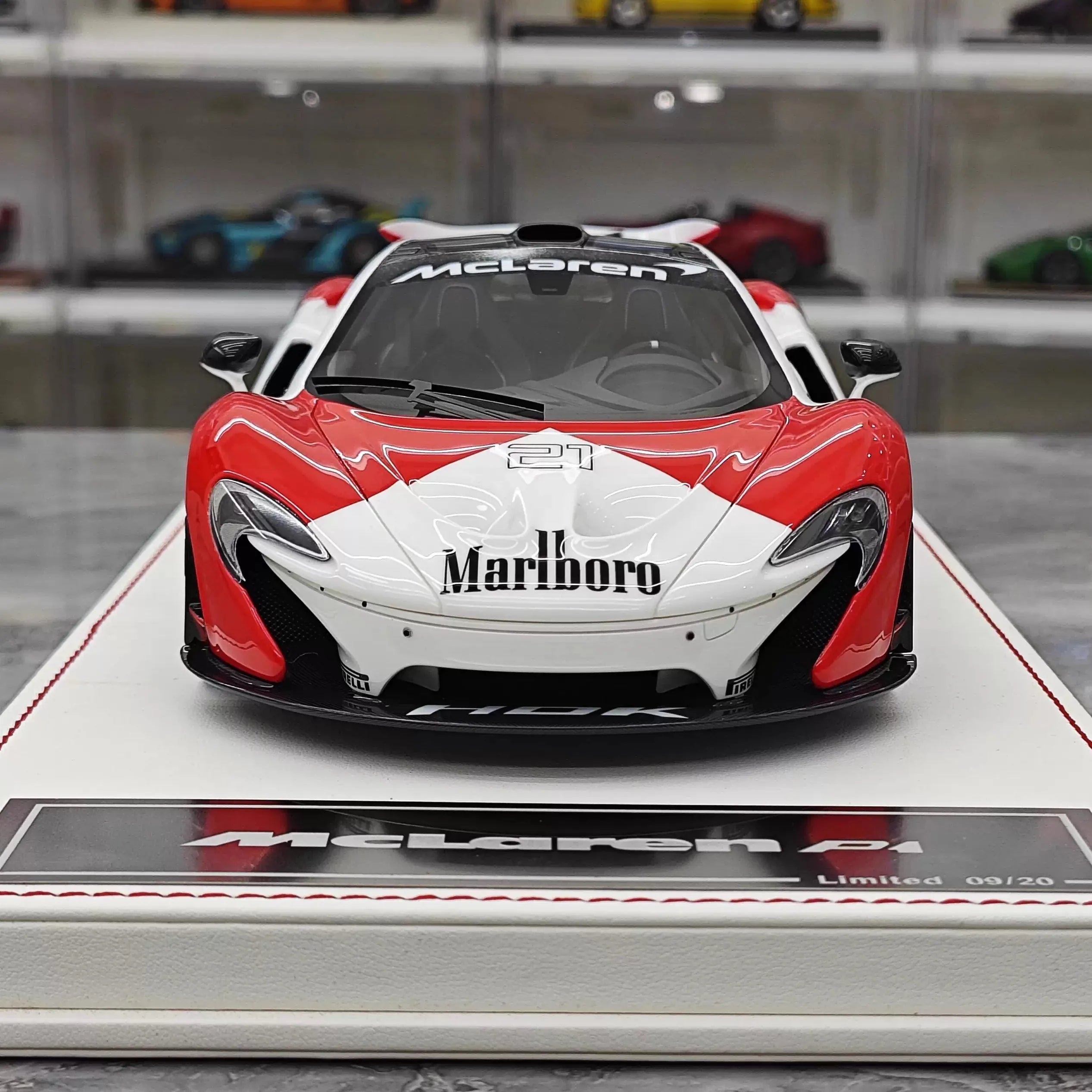 [Dino Model] 1:18 McLaren 2013 P1 Marlboro modellbil resin