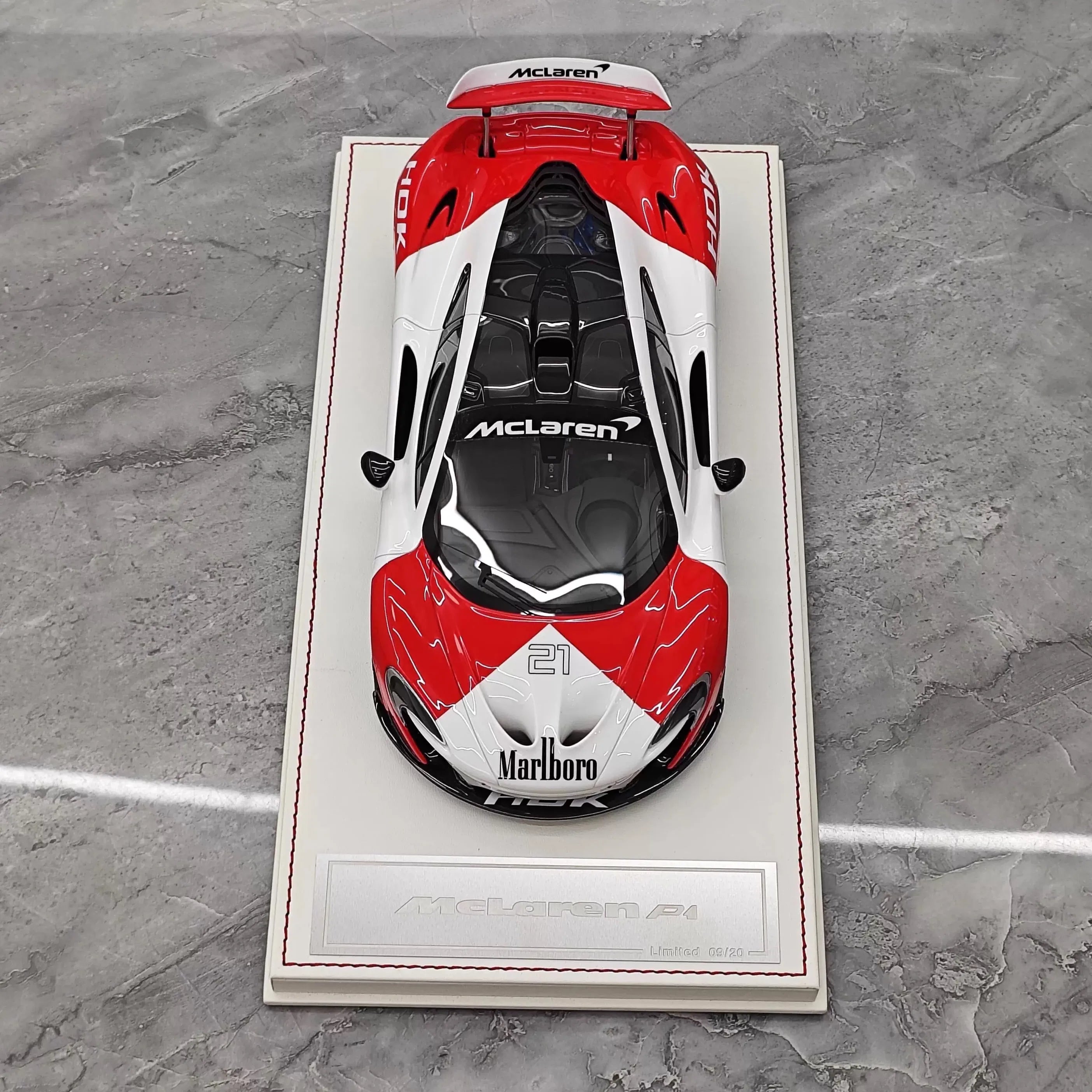[Dino Model] 1:18 McLaren 2013 P1 Marlboro modellbil resin