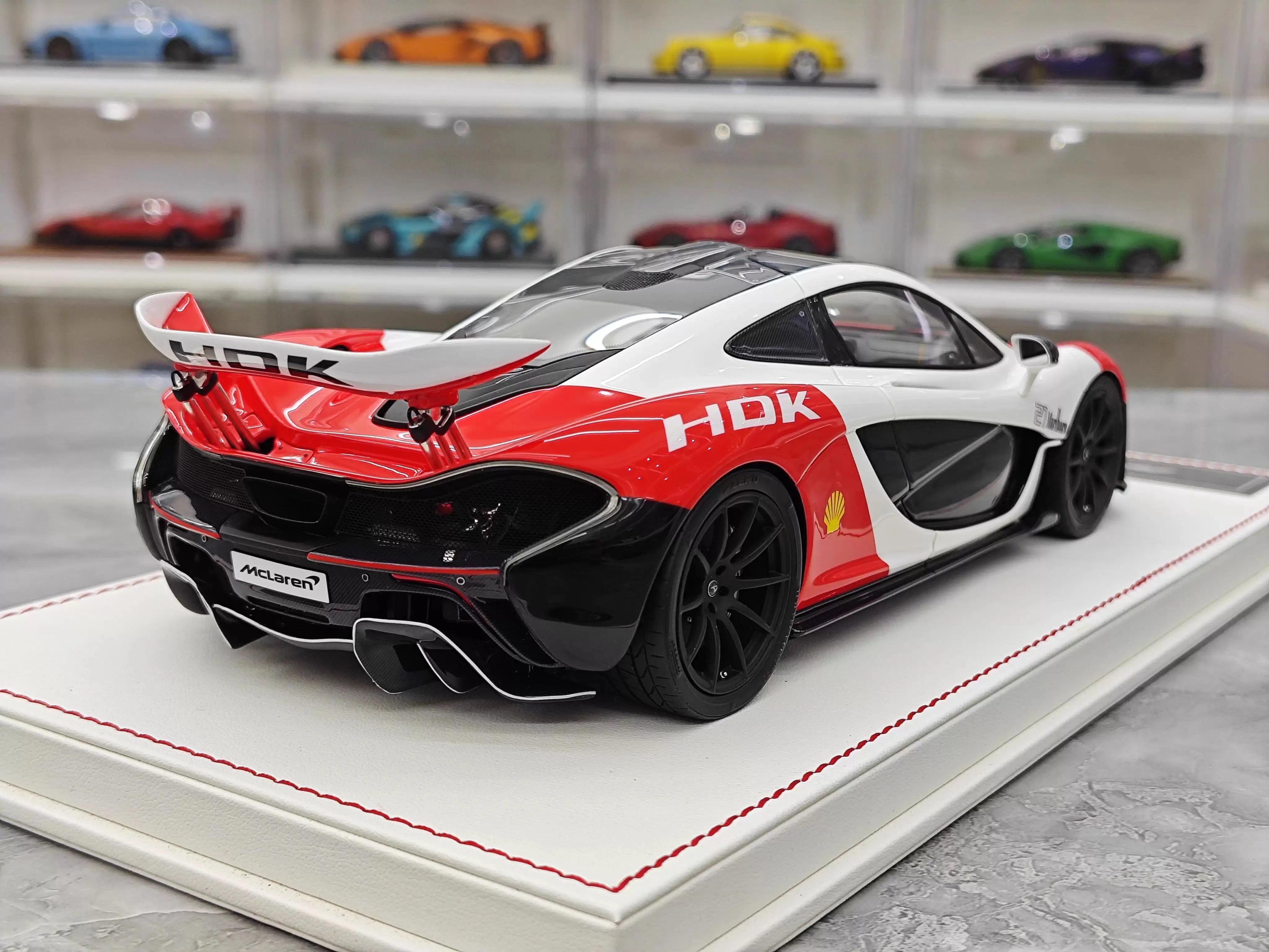[Dino Model] 1:18 McLaren 2013 P1 Marlboro modellbil resin