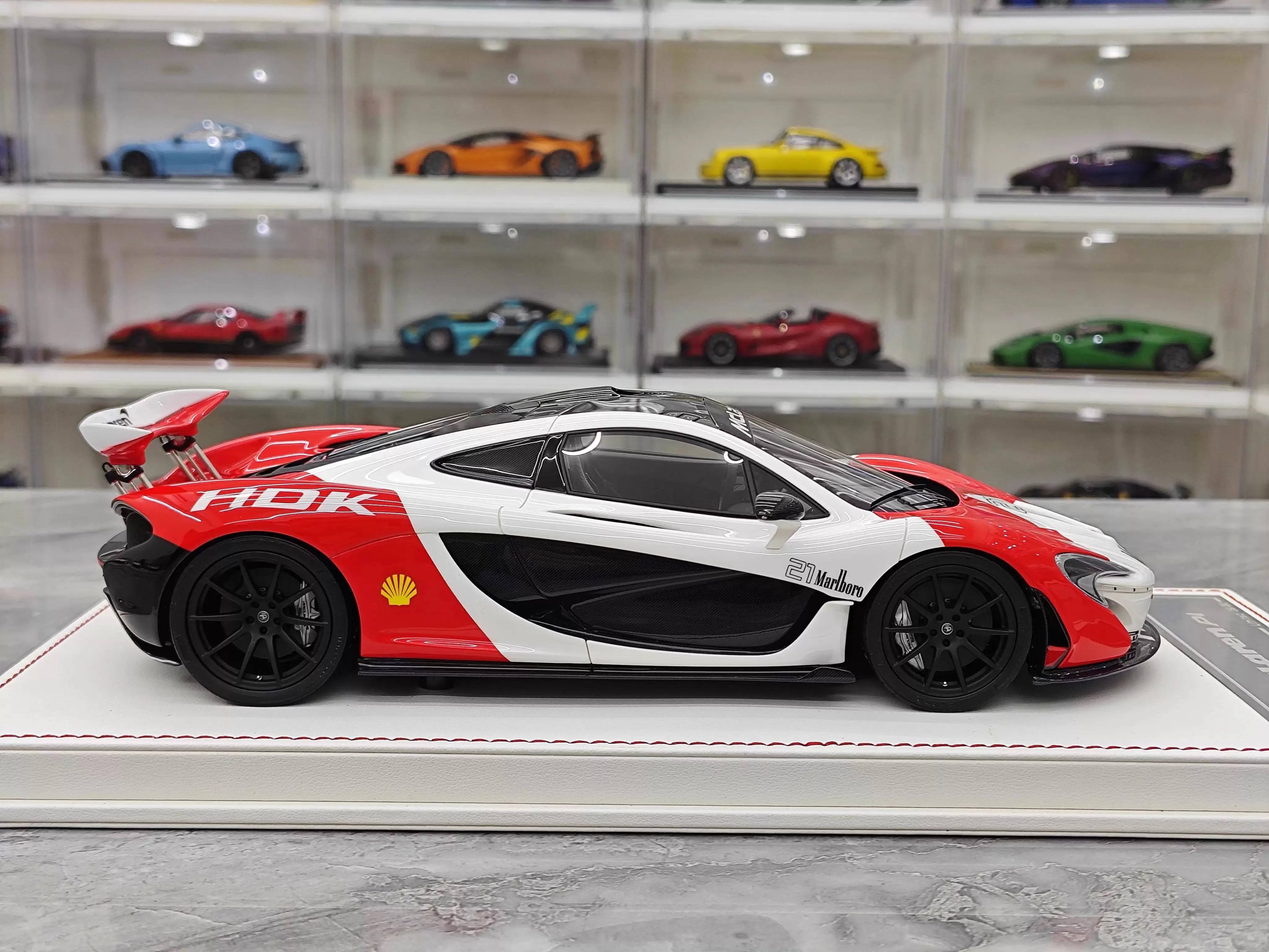 [Dino Model] 1:18 McLaren 2013 P1 Marlboro modellbil resin