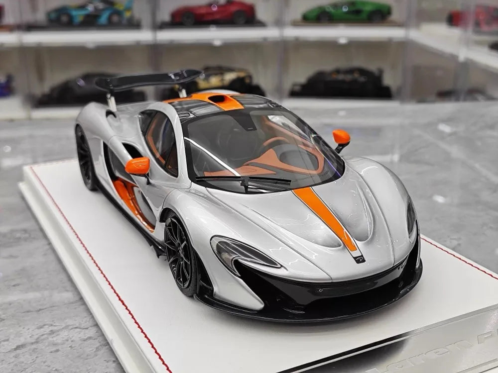 [Dino Model] 1:18 McLaren 2013 P1 Silver Model Car Resin