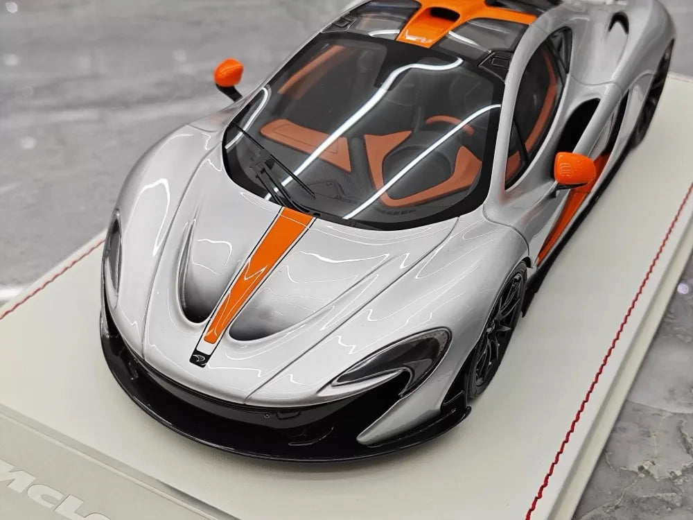 [Dino Model] 1:18 McLaren 2013 P1 Silver Model Car Resin