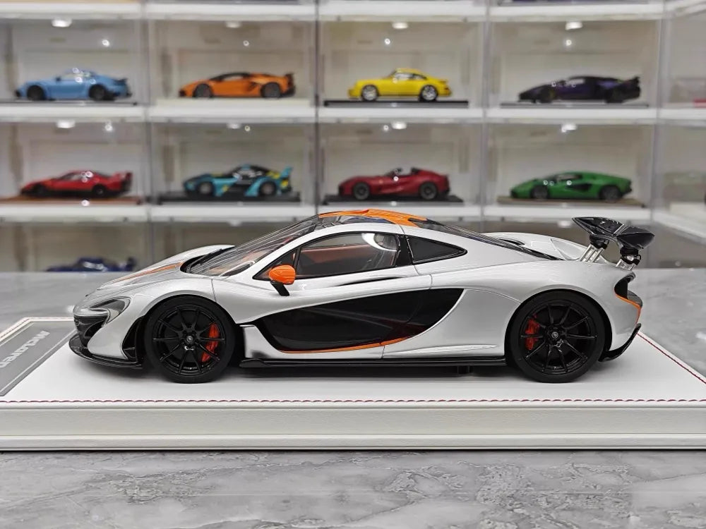 [Dino Model] 1:18 McLaren 2013 P1 Silver Model Car Resin