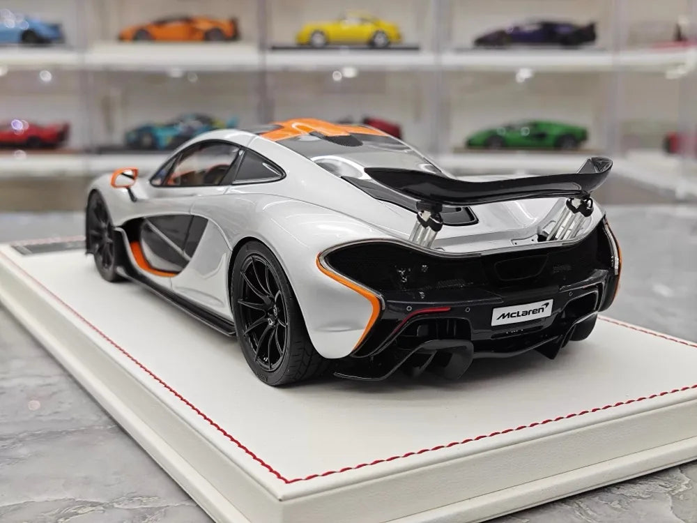 [Dino Model] 1:18 McLaren 2013 P1 Silver Model Car Resin