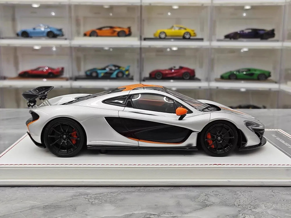 [Dino Model] 1:18 McLaren 2013 P1 Silver Model Car Resin
