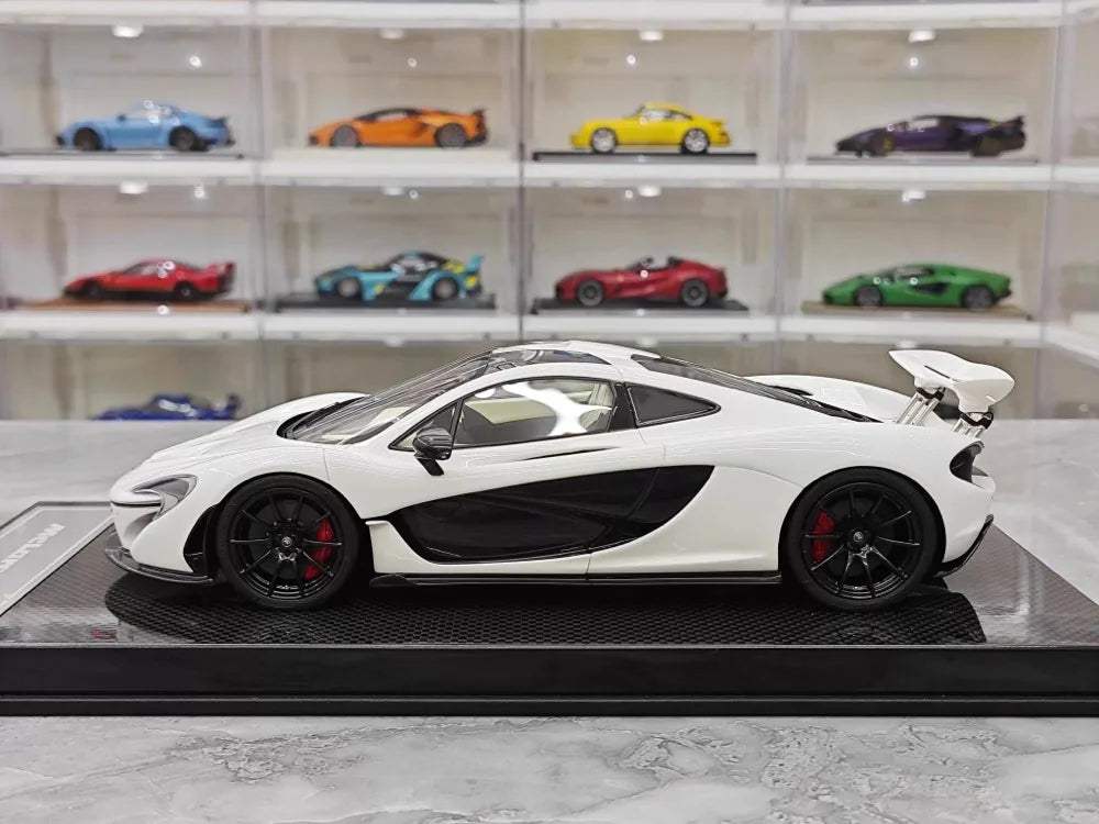 [Dino Model] 1:18 McLaren 2013 P1 White Model Car Resin