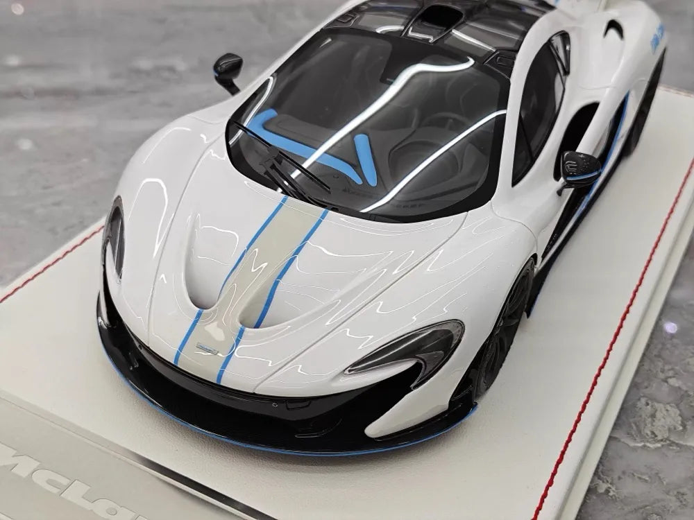 [Dino Model] 1:18 McLaren 2013 P1 White & Blue Model Car Resin