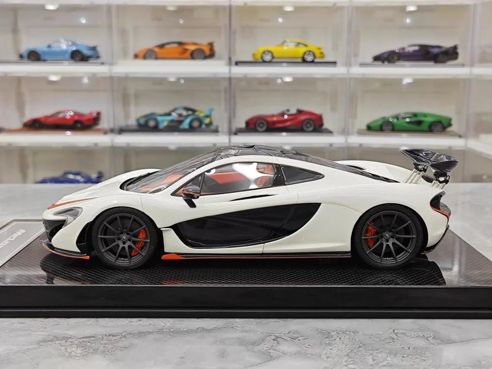 [Dino modello] 1:18 McLaren 2013 P1 bianco & arancione modellino di auto resina