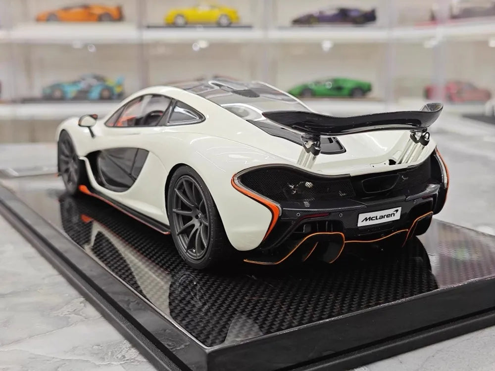 [Dino modello] 1:18 McLaren 2013 P1 bianco & arancione modellino di auto resina