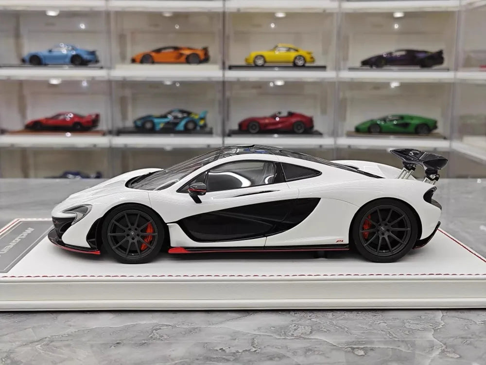 [Dino Model] 1:18 McLaren 2013 P1 White & Red Model Car Resin