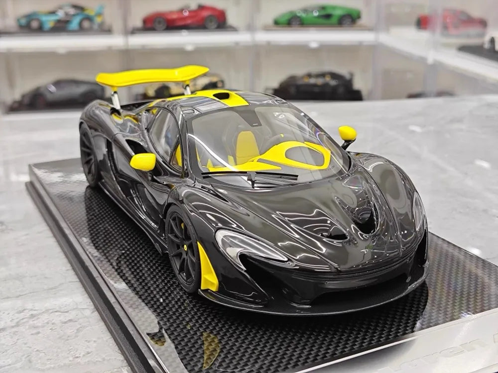 [Dino Model] 1:18 McLaren 2013 P1 Black & Yellow Model Car Resin