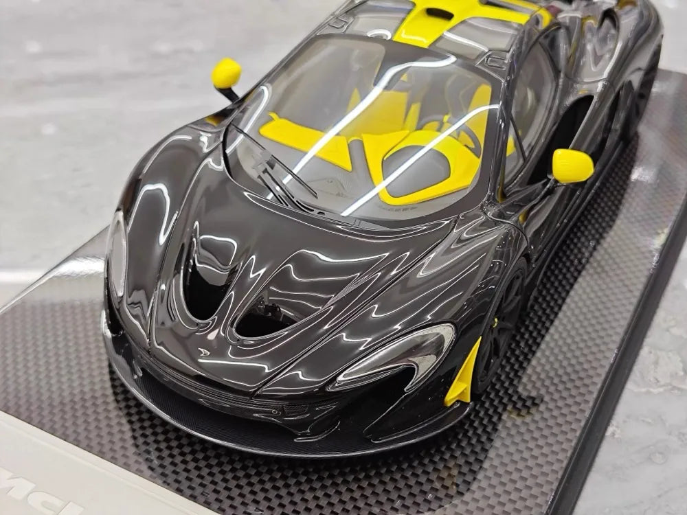 [Dino Model] 1:18 McLaren 2013 P1 Black & Yellow Model Car Resin