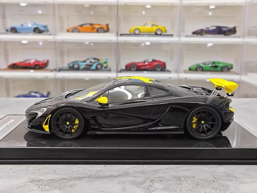 [Dino Model] 1:18 McLaren 2013 P1 Black & Yellow Model Car Resin
