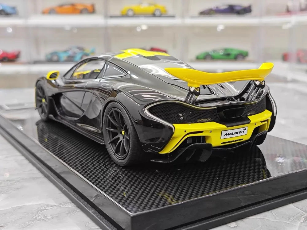 [Dino Model] 1:18 McLaren 2013 P1 Black & Yellow Model Car Resin