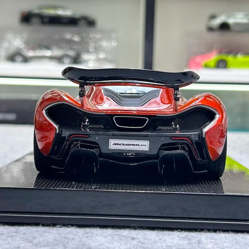 [Dino Model] 1:18 McLaren 2015 P1 Red Model Car Resin