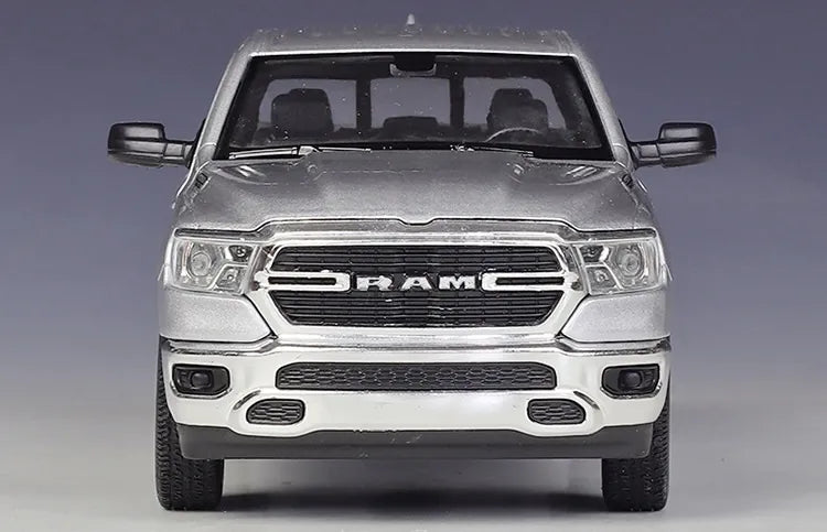 1:28 Dodge 2019 RAM 1500 Die Cast Model Car