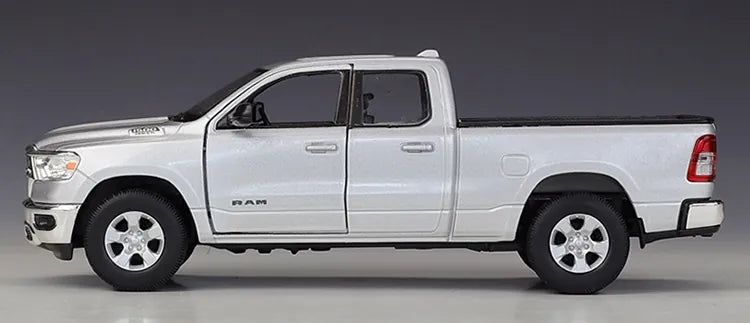 1:28 Dodge 2019 RAM 1500 Die Cast Model Car