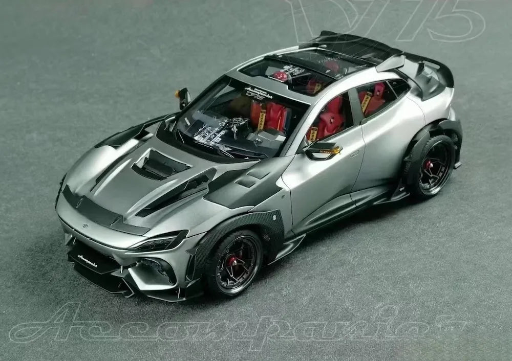 [DreamWalkers] 1:18 Ferrari 2024 Purosangue Mansory Matte Silver Model Car Resin