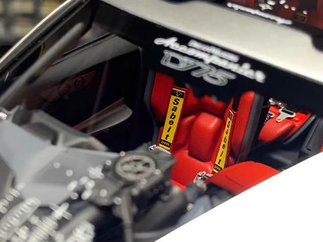 [DreamWalkers] 1:18 Ferrari 2024 Purosangue Mansory Matte Silver Model Car Resin