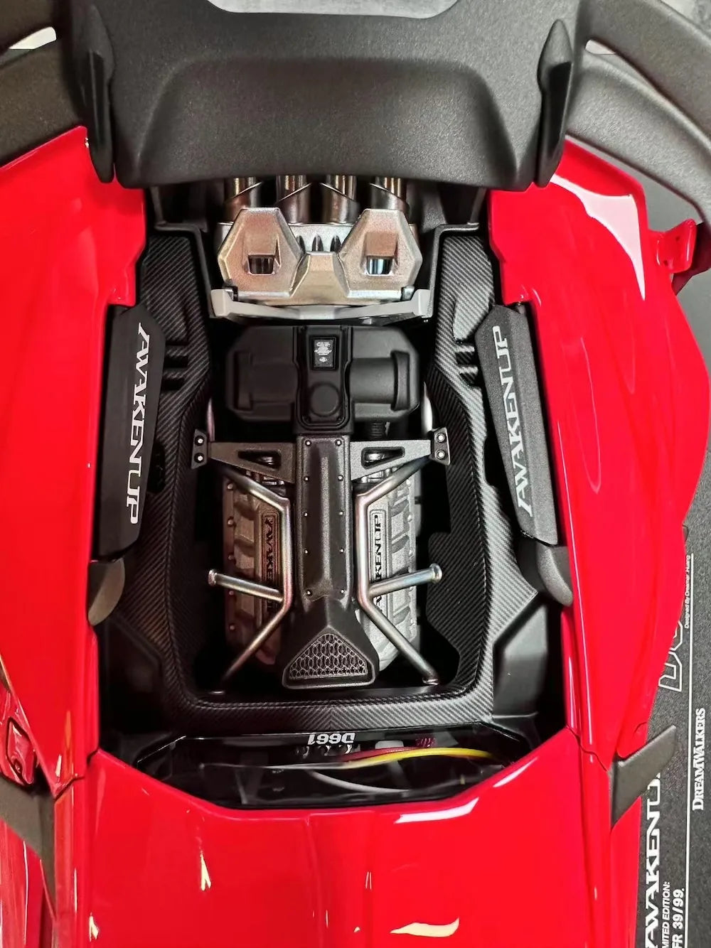 [DreamWalkers] 1:18 Lamborghini 2020 Huracan D661 Glossy Red Model Car Resin