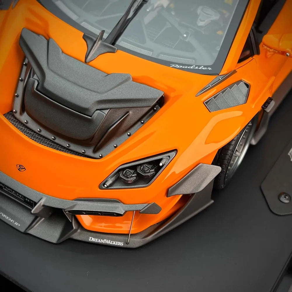 [DreamWalkers] 1:18 Lamborghini 2020 Huracan P61 Roadster Glossy Orange Model Car Resin