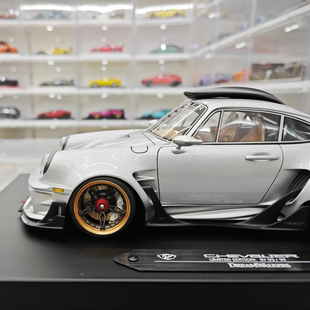 [DreamWalkers] 1:18 Porsche 2020 911 Chevalier D995 Glossy Silver Model Car Resin
