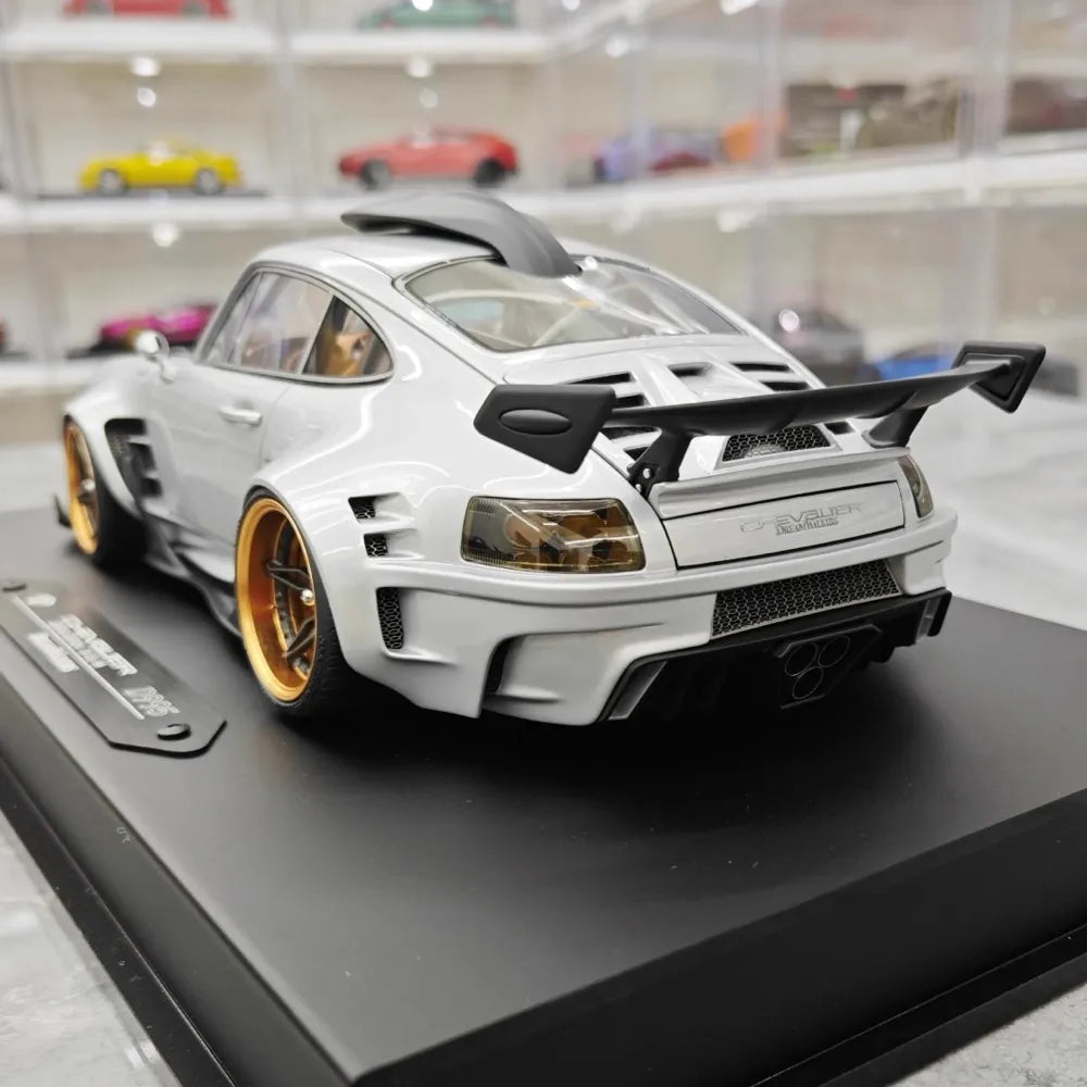 [DreamWalkers] 1:18 Porsche 2020 911 Chevalier D995 Glossy Silver Model Car Resin