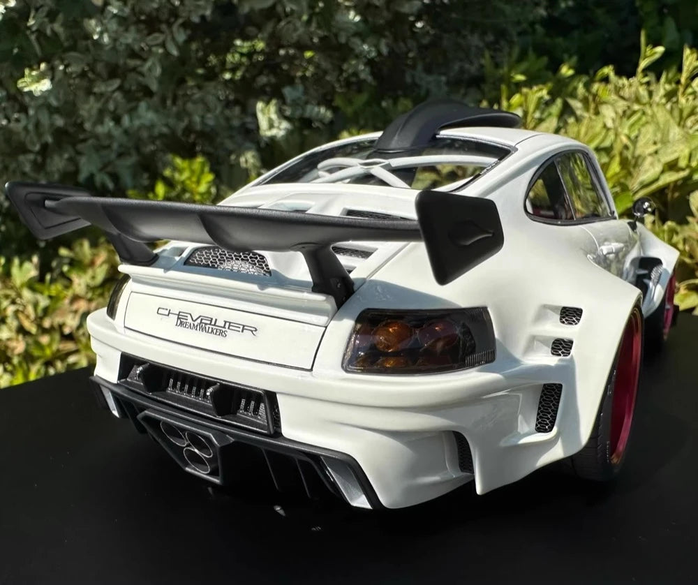[DreamWalkers] 1:18 Porsche 2020 911 Chevalier D995 Glossy White Model Car Resin