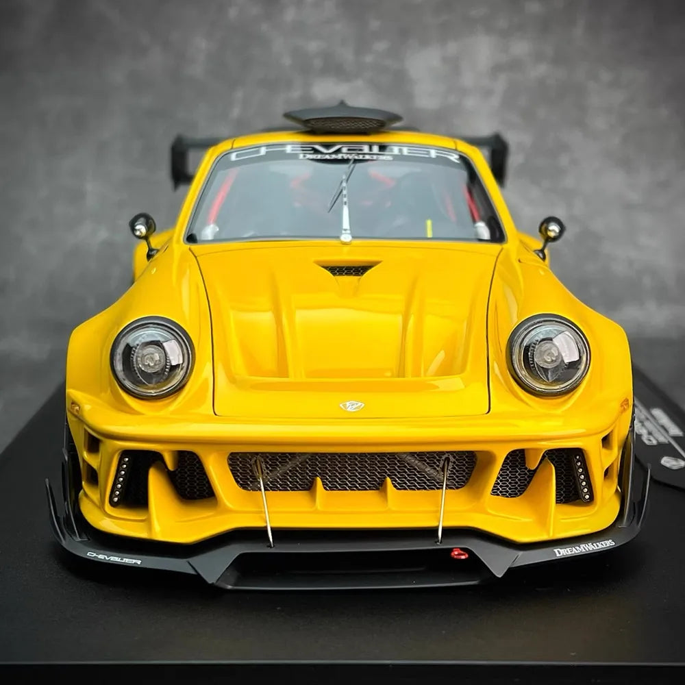 [DreamWalkers] 1:18 Porsche 2020 911 Chevalier D995 Glossy Yellow Model Car Resin