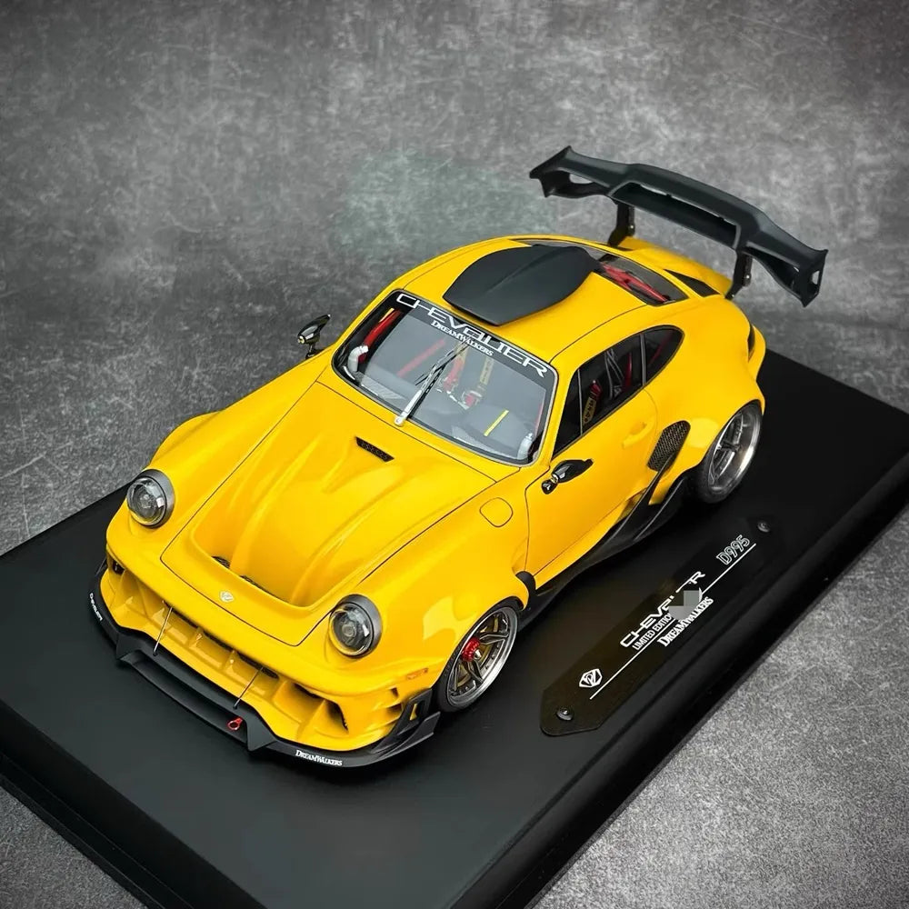 [DreamWalkers] 1:18 Porsche 2020 911 Chevalier D995 Glossy Yellow Model Car Resin