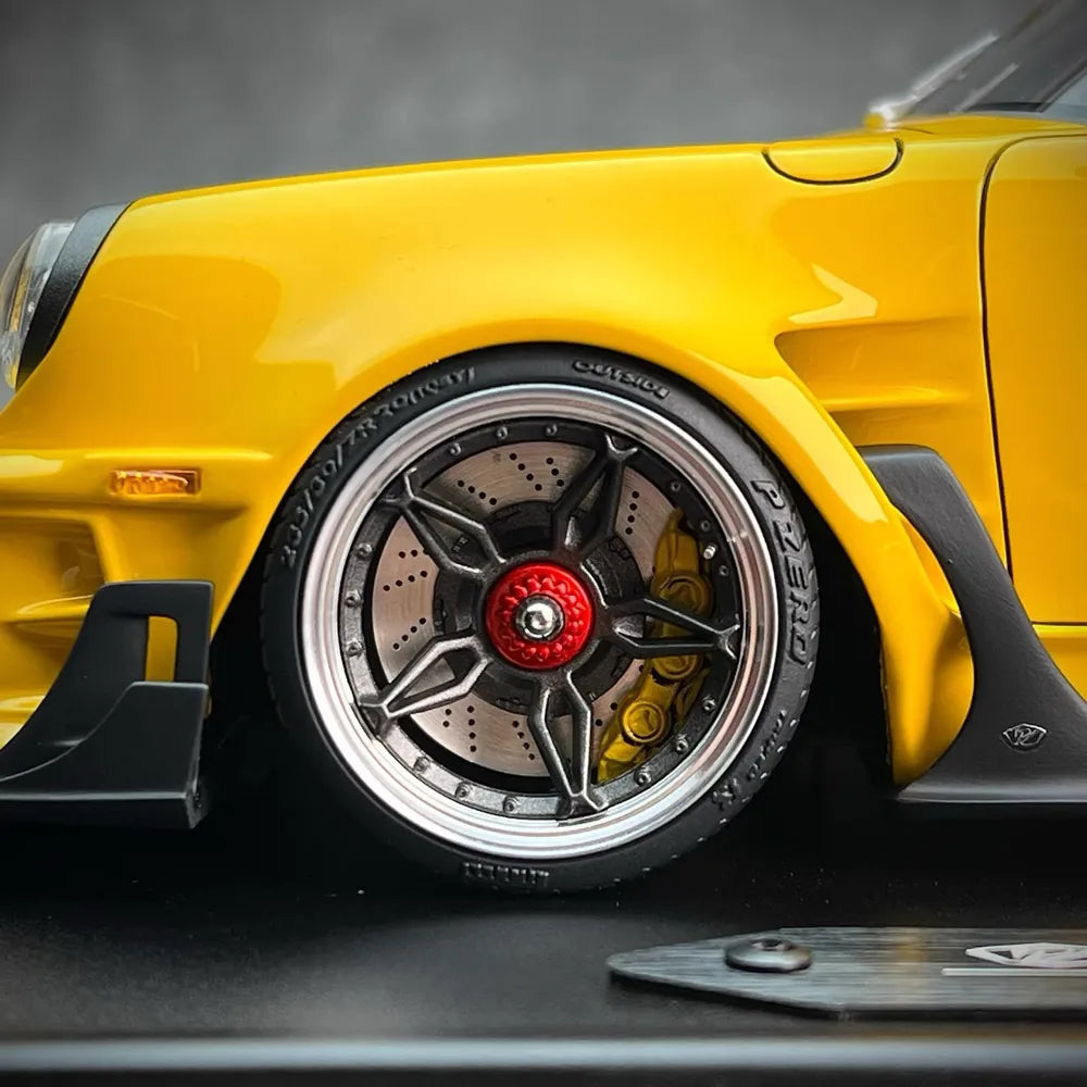 [DreamWalkers] 1:18 Porsche 2020 911 Chevalier D995 Glossy Yellow Model Car Resin