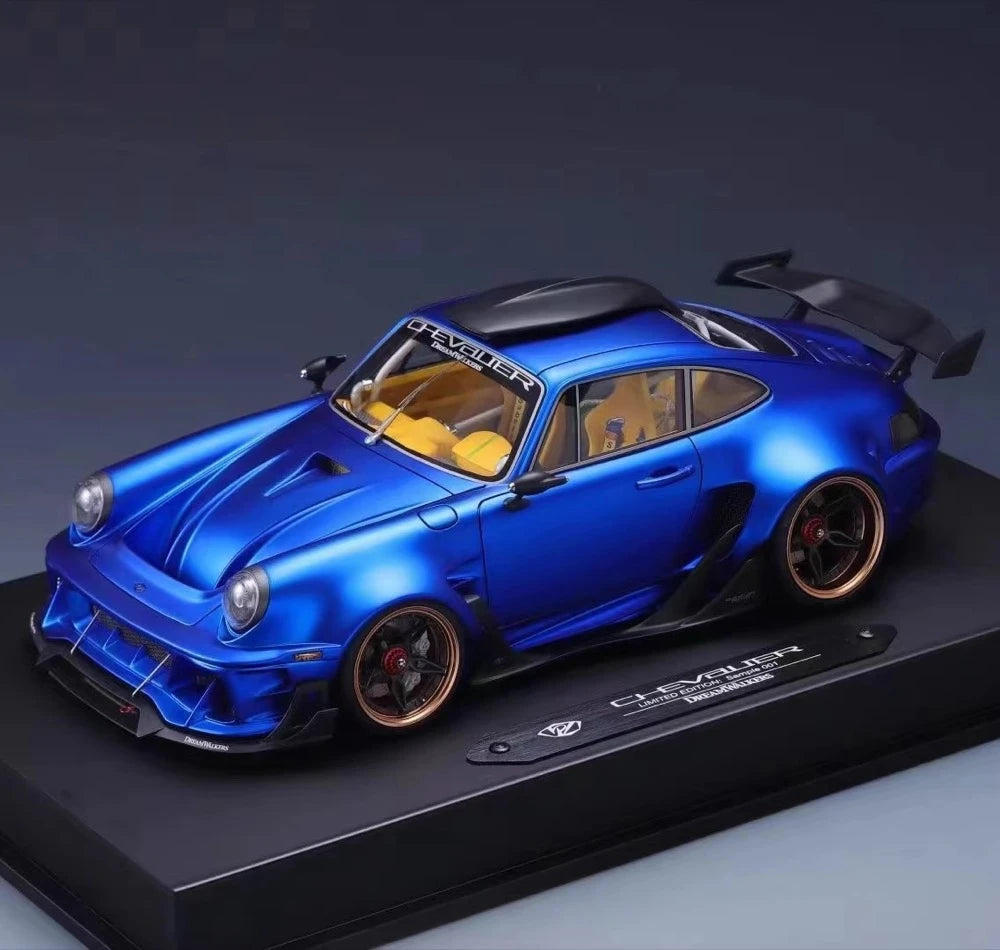 [DreamWalkers] 1:18 Porsche 2020 911 Chevalier D995 Matte Blue Model Car Resin