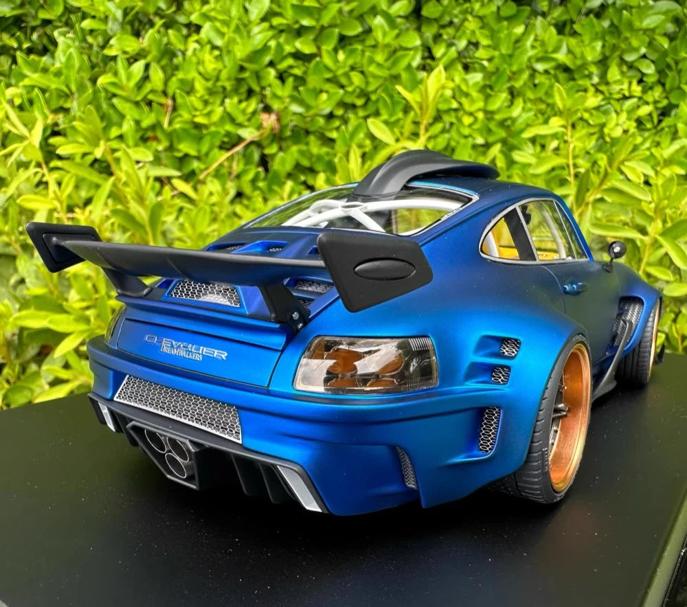 [DreamWalkers] 1:18 Porsche 2020 911 Chevalier D995 Matte Blue Model Car Resin