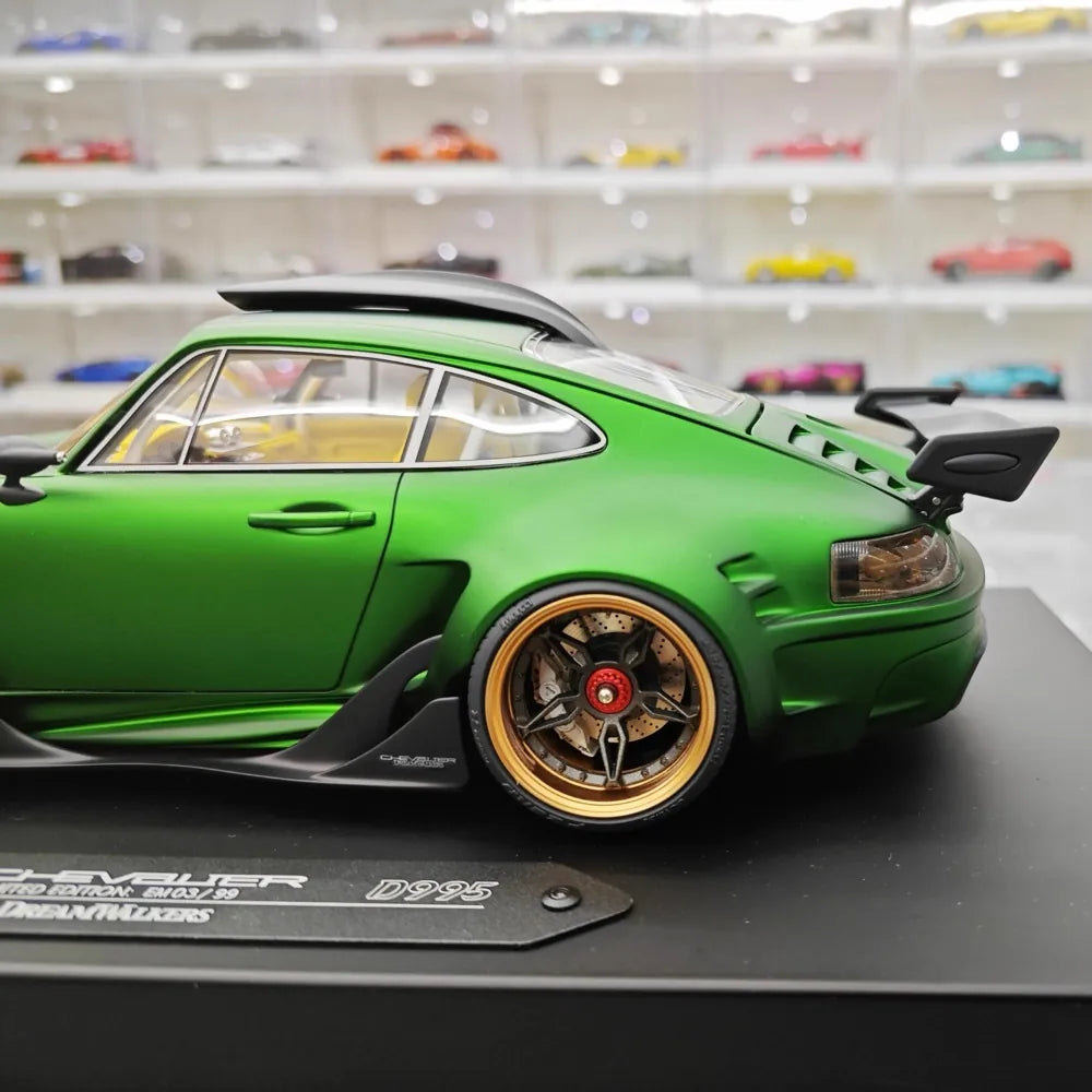 [DreamWalkers] 1:18 Porsche 2020 911 Chevalier D995 Matte Green Model Car Resin