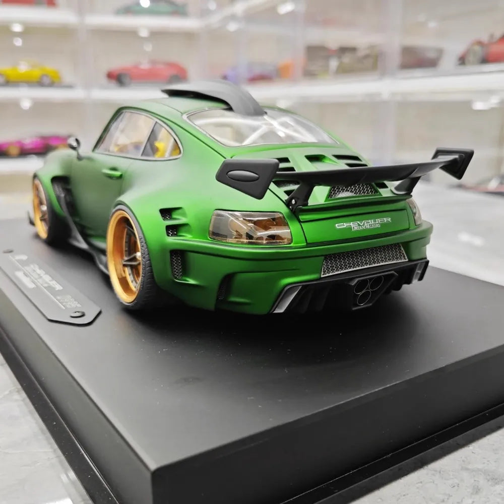 [DreamWalkers] 1:18 Porsche 2020 911 Chevalier D995 Matte Green Model Car Resin