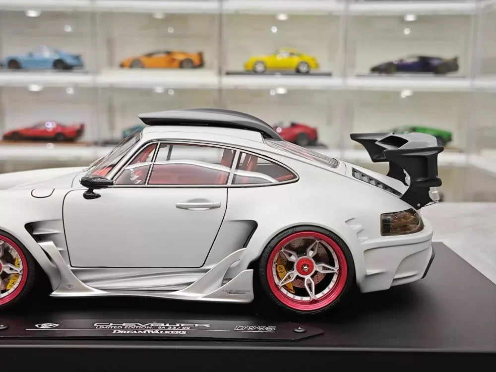 [DreamWalkers] 1:18 Porsche 2020 911 Chevalier D995 mat argent voiture miniature Resin