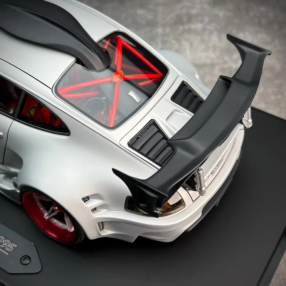 [DreamWalkers] 1:18 Porsche 2020 911 Chevalier D995 mat argent voiture miniature Resin