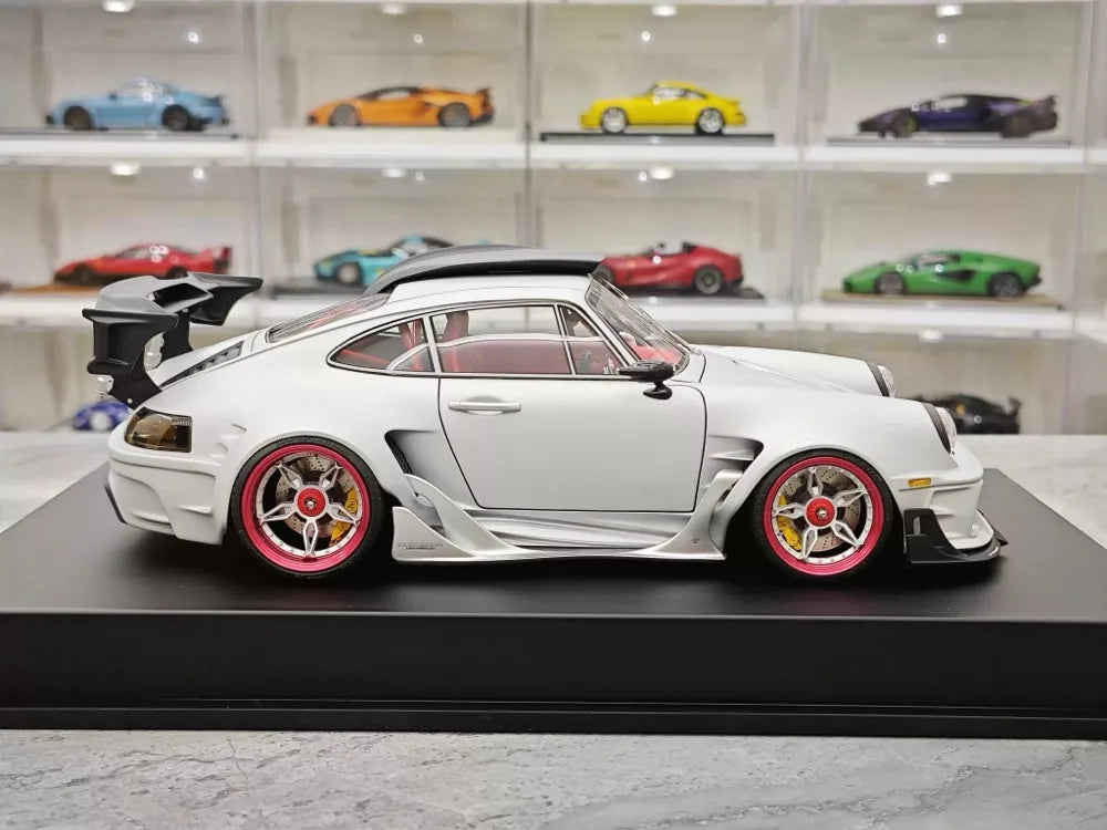 [DreamWalkers] 1:18 Porsche 2020 911 Chevalier D995 Matte Silver Model Car Resin