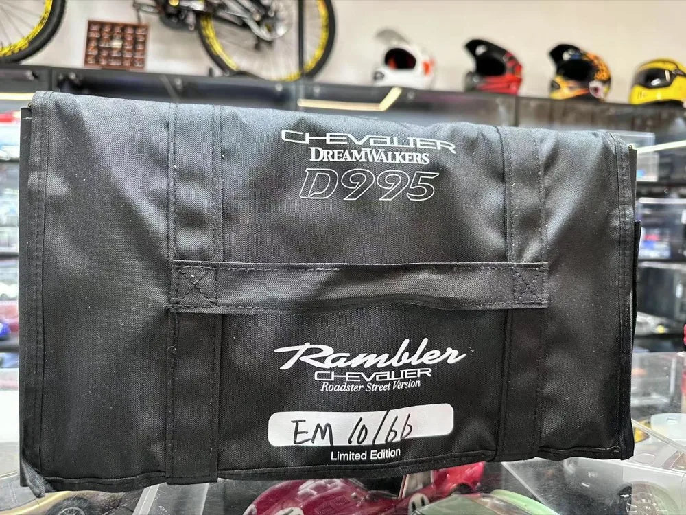 [DreamWalkers] 1:18 Porsche 2020 911 Chevalier D995 Roadster Matte Green Model Car Resin