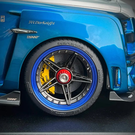 [DreamWalkers] 1:18 Rolls-Royce 2018 Cullinan Widebody Glossy Blue & Silver Model Car Resin