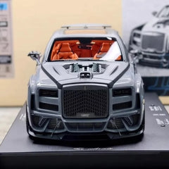 [DreamWalkers] 1:18 Rolls-Royce 2018 Cullinan Widebody Glossy grigio & nero modellino di auto resina