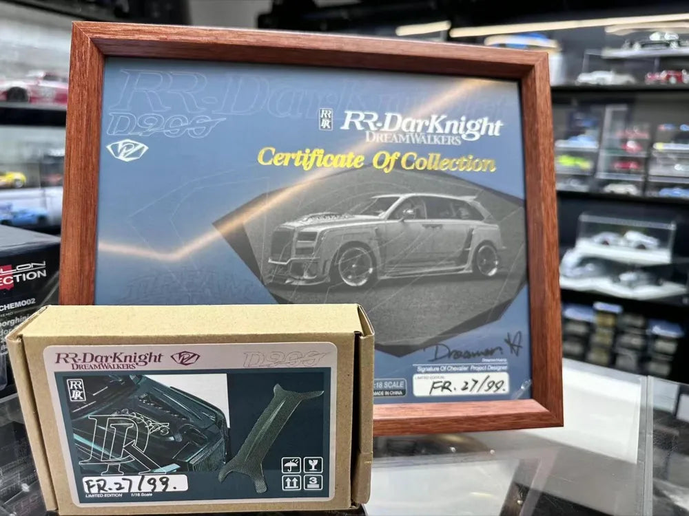 [DreamWalkers] 1:18 Rolls-Royce 2018 Cullinan Widebody Glossy Red Model Car Resin