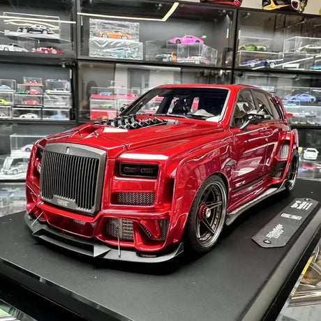 [DreamWalkers] 1:18 Rolls-Royce 2018 Cullinan Widebody Glossy Red Model Car Resin
