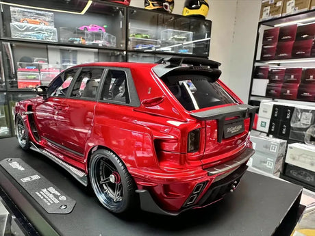 [DreamWalkers] 1:18 Rolls-Royce 2018 Cullinan Widebody Glossy Red Model Car Resin
