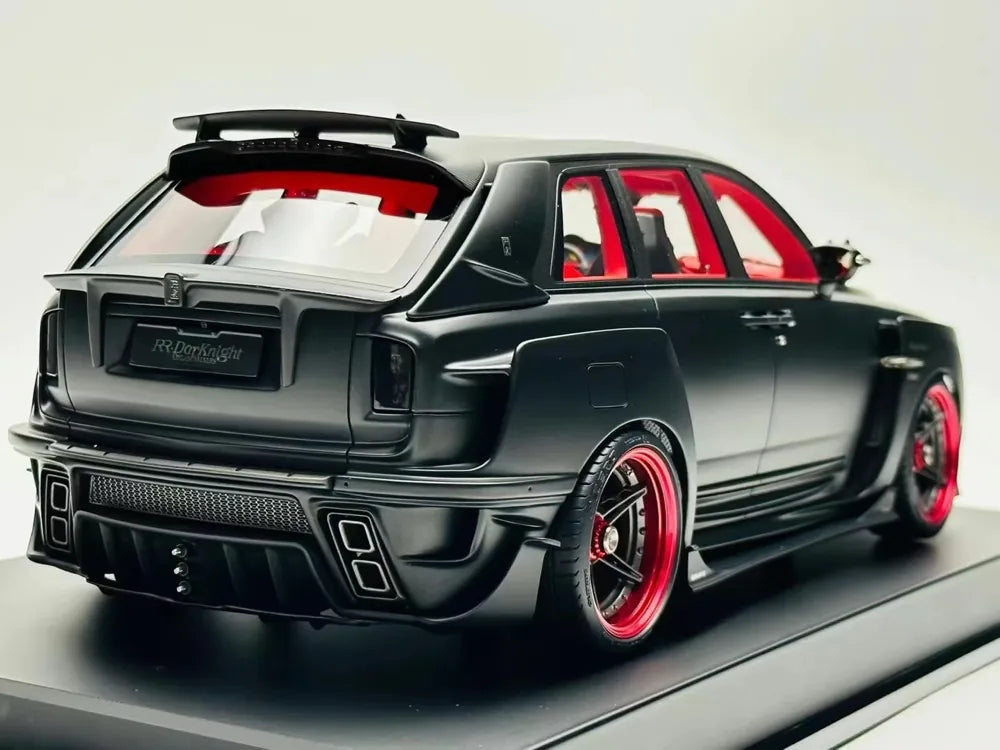 [DreamWalkers] 1:18 Rolls-Royce 2018 Cullinan Widebody Matte Black Model Car Resin