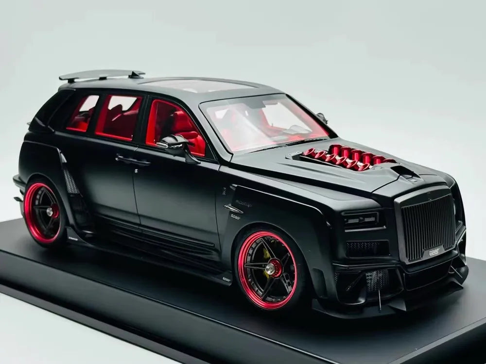 [DreamWalkers] 1:18 Rolls-Royce 2018 Cullinan Widebody Matte Black Model Car Resin