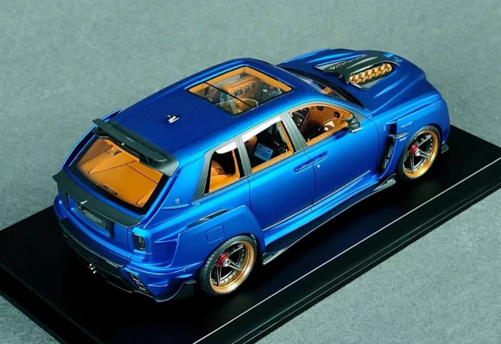 [DreamWalkers] 1:18 Rolls-Royce 2018 Cullinan Widebody Matte Blue Model Car Resin