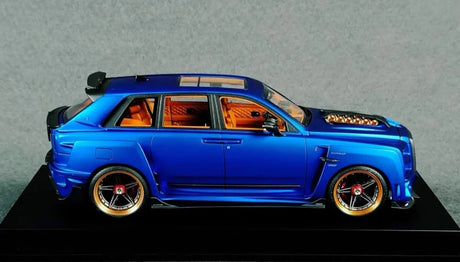 [DreamWalkers] 1:18 Rolls-Royce 2018 Cullinan Widebody Matte Blue Model Car Resin